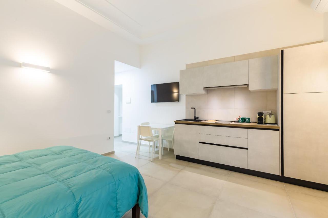 Residenza Partanna By Napoliapartments Nápoles Exterior foto