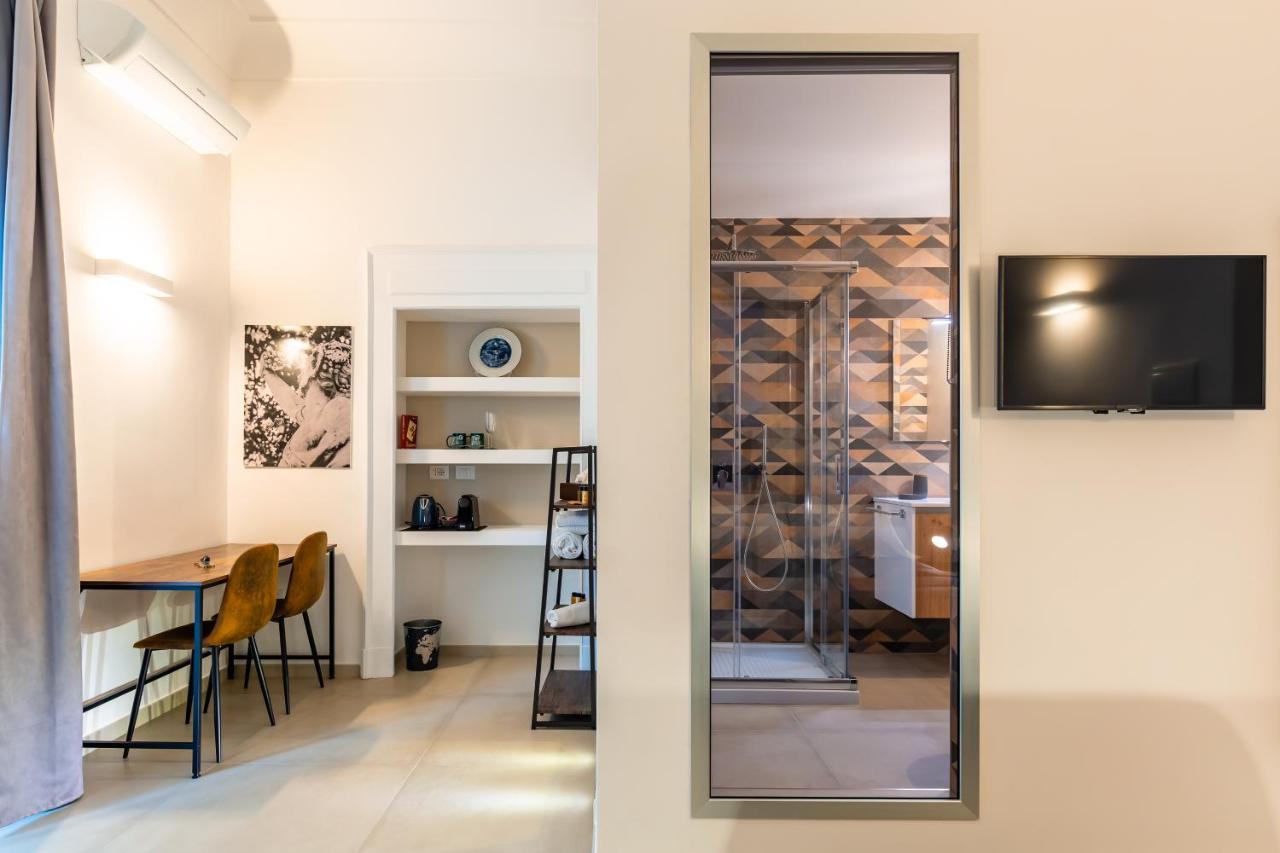 Residenza Partanna By Napoliapartments Nápoles Exterior foto