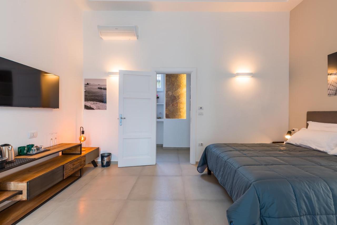 Residenza Partanna By Napoliapartments Nápoles Exterior foto