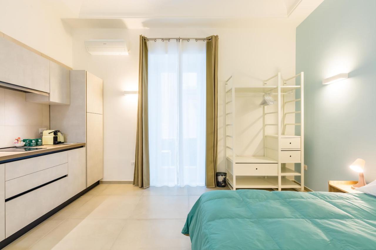 Residenza Partanna By Napoliapartments Nápoles Exterior foto